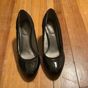 Life Stride 6 Heels